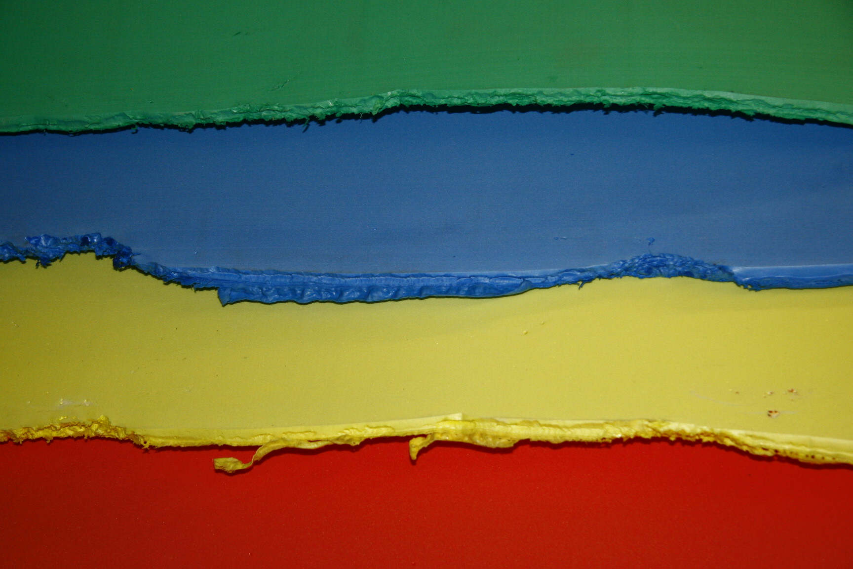 Coloured foam sheets identified by the source as crosslinked PE or EVA foam. Material-form reference only; no specific grade, density or JKPD use is established.