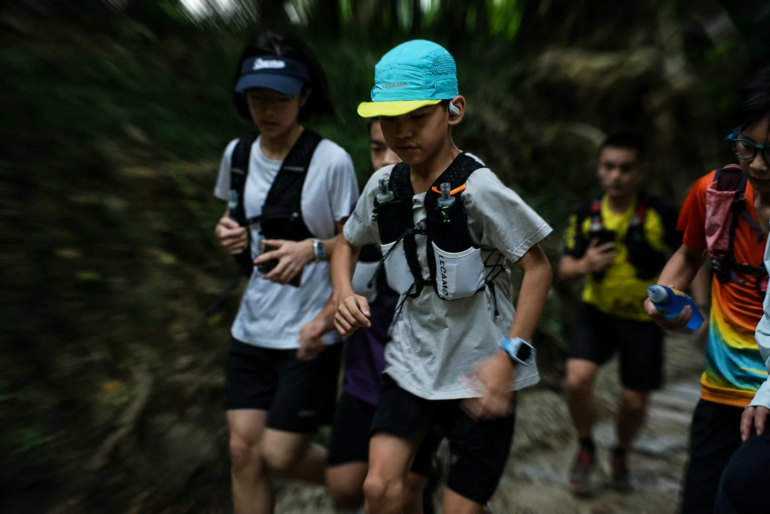 Kids Trail Running Vest product view 9