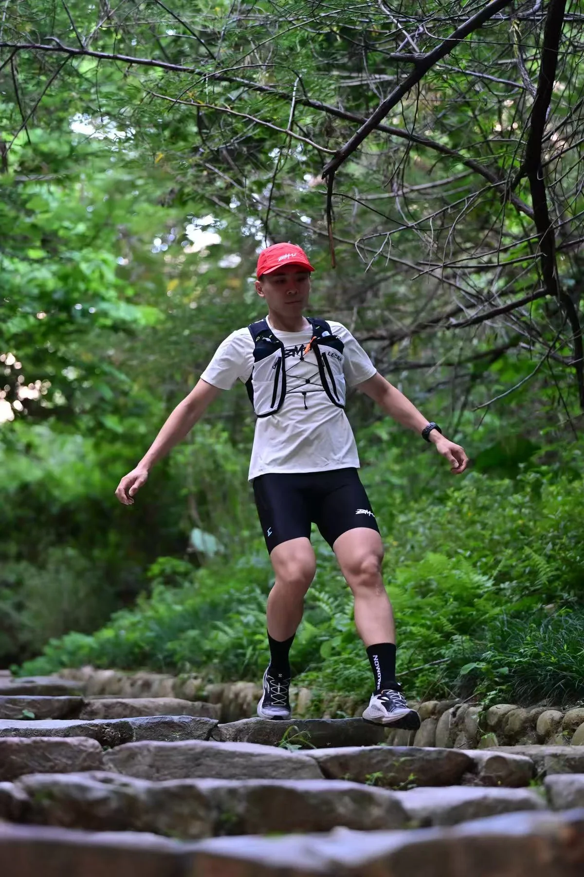 Trail Running Vest ROOT V3 5L Purple product view 8